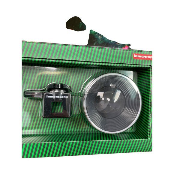 Lomography Diana Lens Soft Telephoto 110mm Lens Kit SKU 9447 - Picture 2 of 10